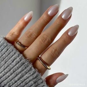 Glamnetic Hailey Short Almond Press-On Nails